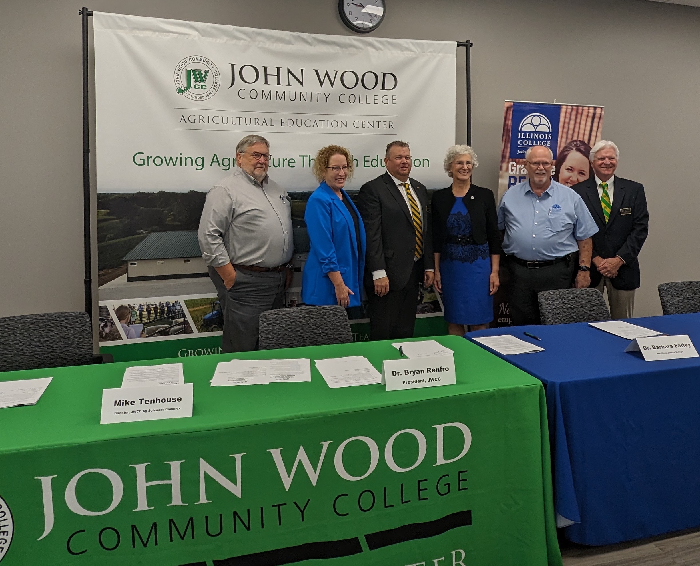 JWCC + IC partnership signing