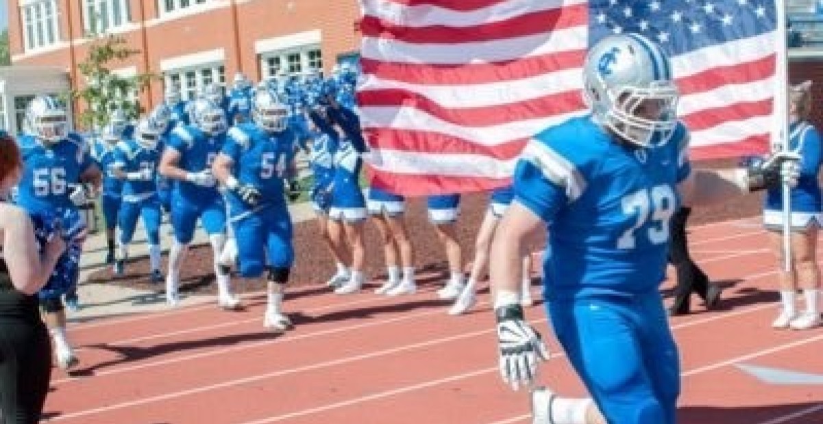 Blueboys Battle Monmouth College on Senior Day - Illinois College