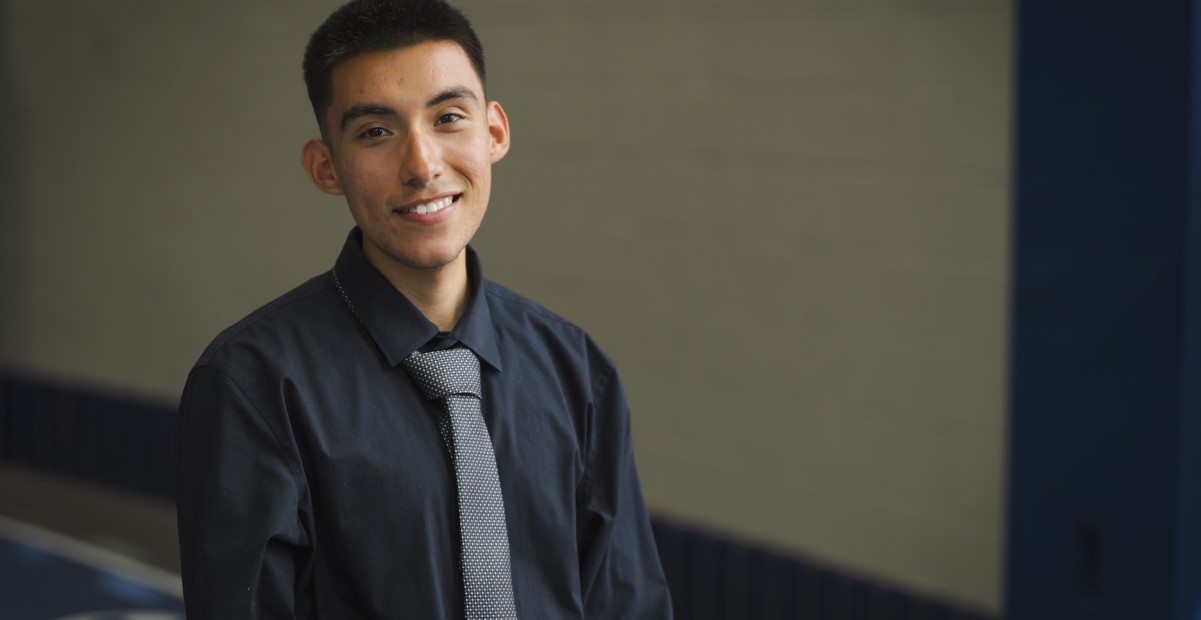 Headshot of Carlos Limon