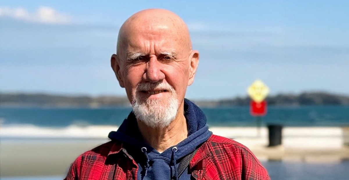 Carlos Alvarez ’69