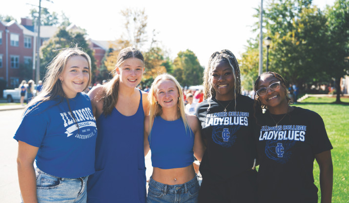Group of Illinois College students
