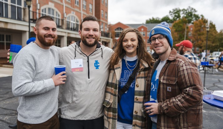 Alumni at IC Homecoming